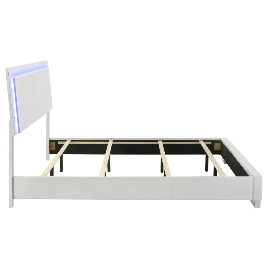 E King Bed thumbnail 6