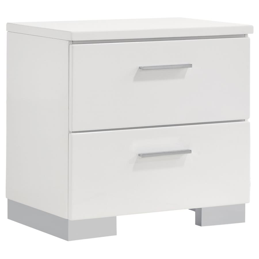 Felicity 5-Piece Queen Bedroom Set White High Gloss thumbnail 5