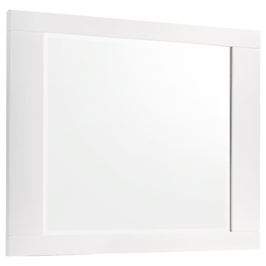 Felicity 5-Piece Queen Bedroom Set White High Gloss thumbnail 10