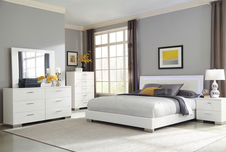 Queen Bed thumbnail 9