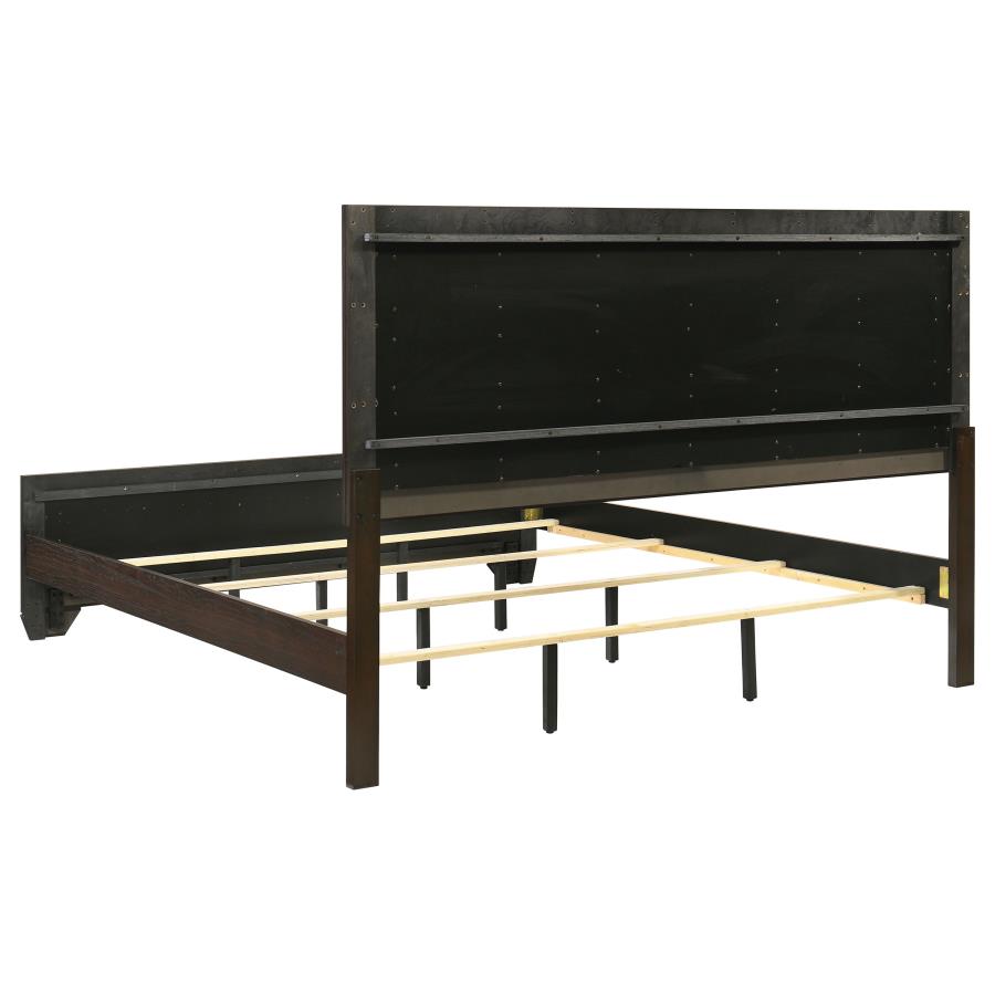 E King Bed thumbnail 5