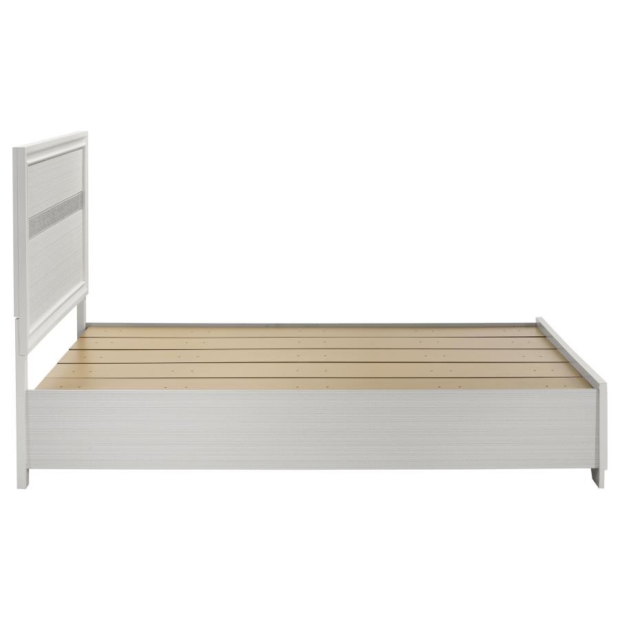 Queen Bed thumbnail 6